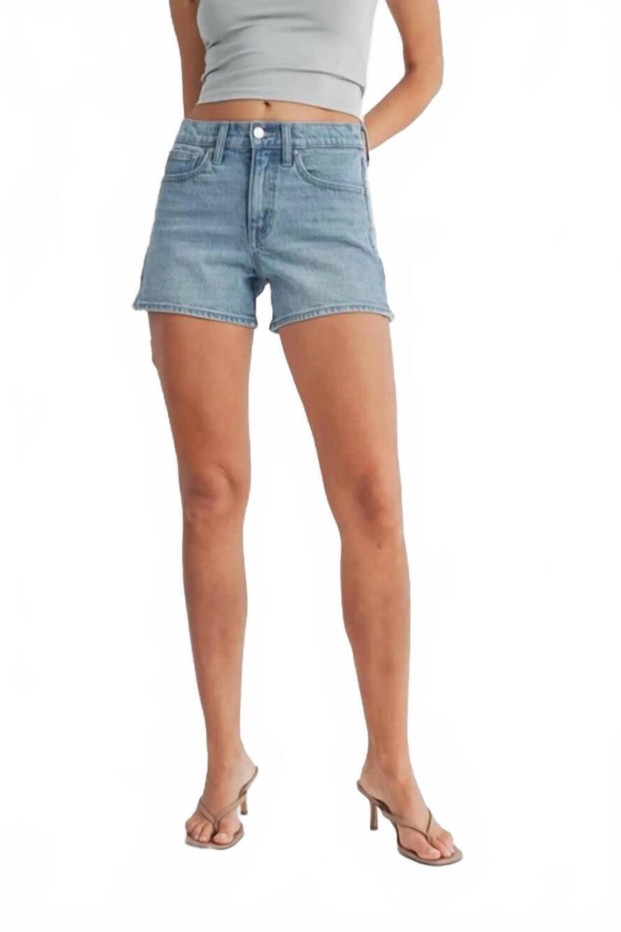 NEW JUST BLACK DENIM classic clean stretch denim shorts in light wash